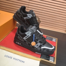 Louis Vuitton Trainer Sneaker